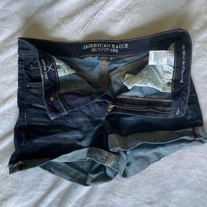 American Eagle Women’s Super Hi-Rise Shorts, size 12